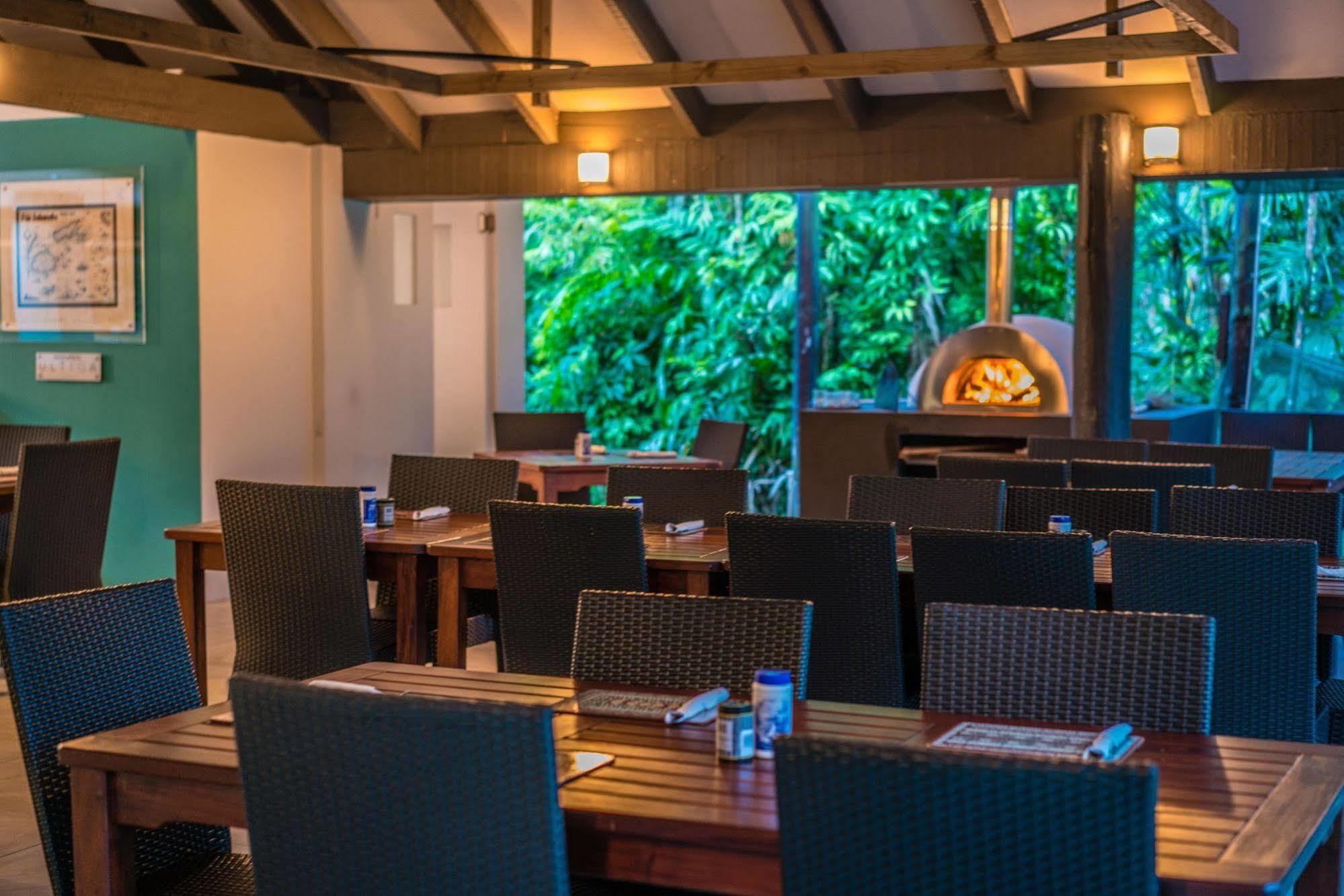 Ultiqa Fiji Palms Beach Resort Pacific Harbour Bagian luar foto